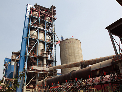 回轉窯主機裝備在山東棗莊泉頭集團日產5000噸水泥生產線使用現場
